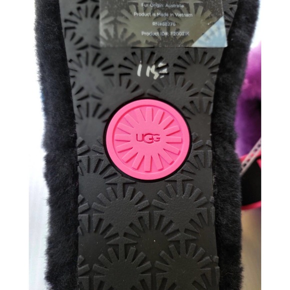 UGG Fluff Yeah Classic Slides Black Taffy Pink Neon Women's Size 7 - Picture 8 of 8